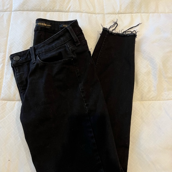 Guess “Power Skinny” Black Stretch Jeans Frayed ankle - Picture 4 of 7
